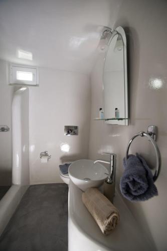 Hostal Lefteris Traditional Rooms