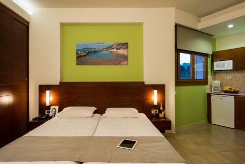 Hotel Oscar Suites & Village