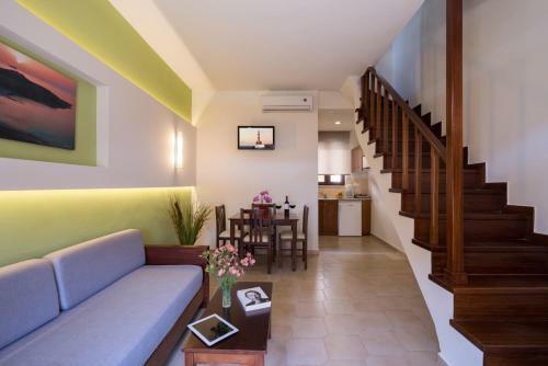 Hotel Oscar Suites & Village
