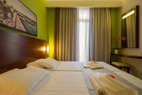 Hotel Oscar Suites & Village