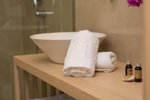 Hotel Oscar Suites & Village