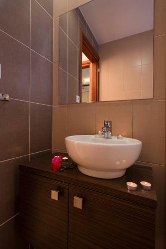 Hotel Oscar Suites & Village