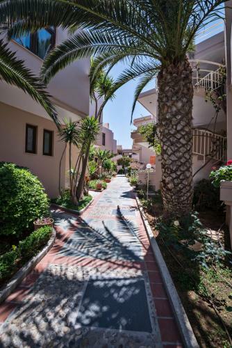 Hotel Oscar Suites & Village