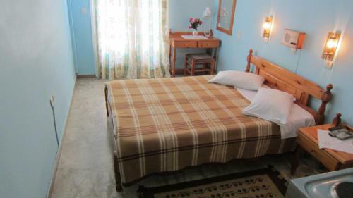Hostal G. Sandalis Hotel
