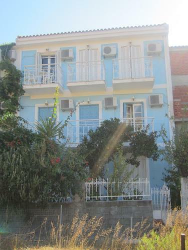 Hostal G. Sandalis Hotel