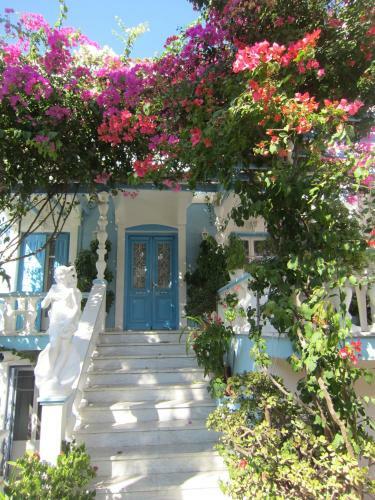 Hostal G. Sandalis Hotel