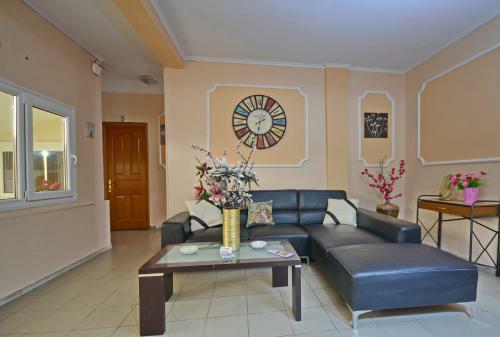 Hostal Pelineon Rooms