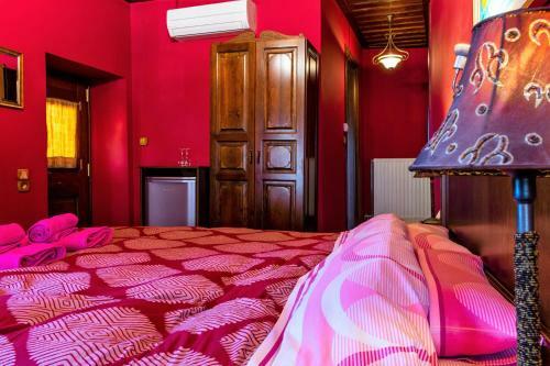 Hostal Petrino Guesthouse