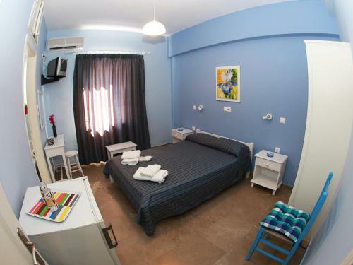 Hostal Theano Guesthouse