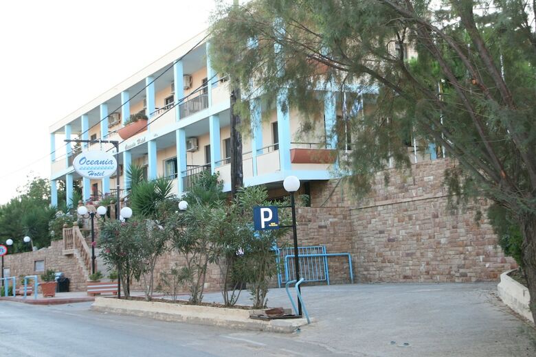 Aparthotel Oceania Hotel
