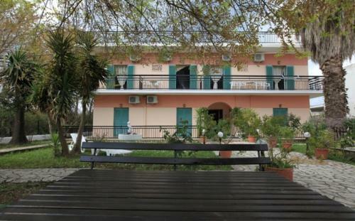 Maritsas Apartments