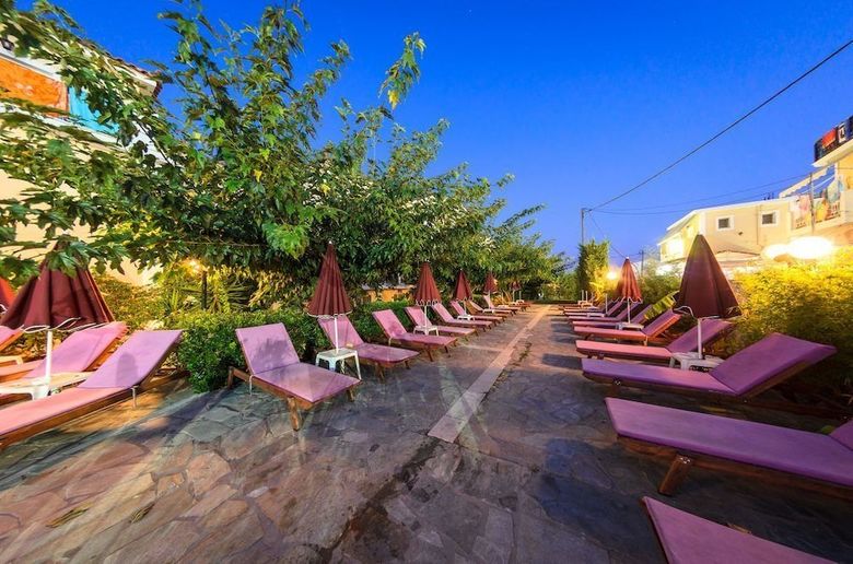 California Beach Hotel