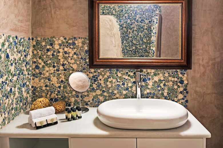 Revelis Villa & Canava