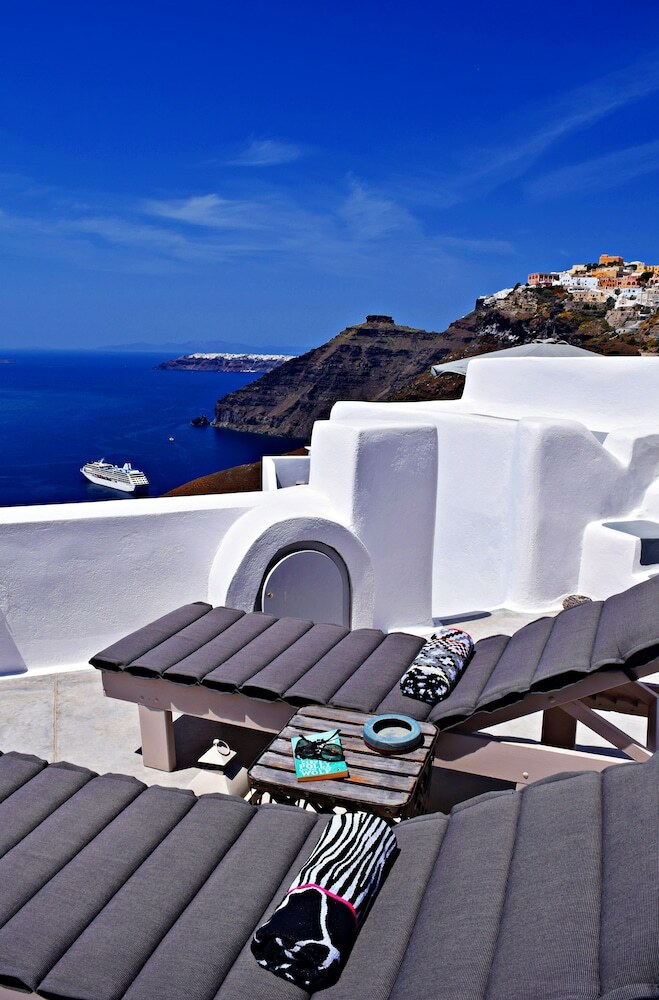 Revelis Villa & Canava