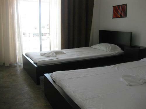 Philippos & Maria Apartments
