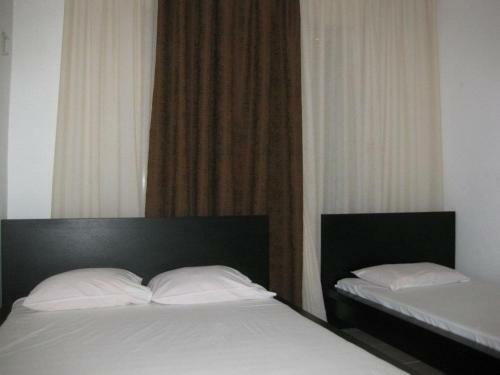Philippos & Maria Apartments