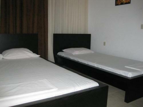 Philippos & Maria Apartments