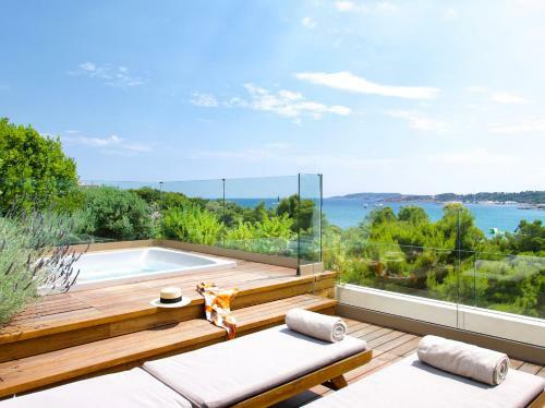 Hotel Somewhere Vouliagmeni