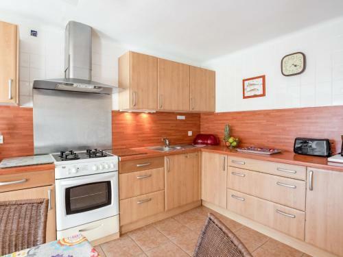 Holiday Home Roch Arvor