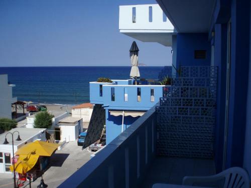 Kostas Rooms & Apartments
