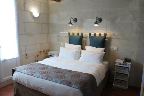 Hotel Logis Auberge Le Colombien