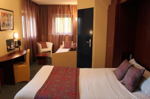 Hotel Kyriad Direct Rennes