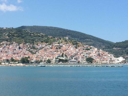 Hostal Villa Apostolis Studios
