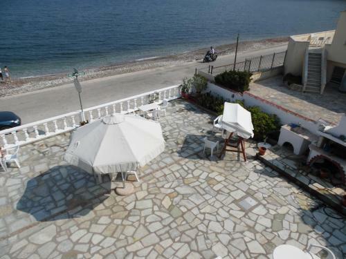 Hostal Villa Apostolis Studios