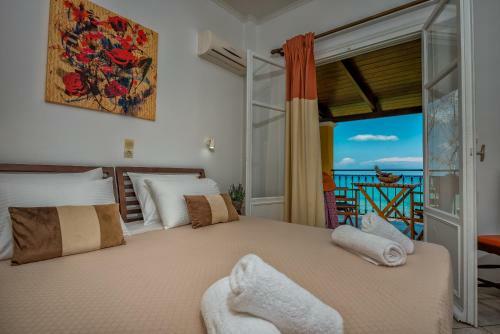 Zarkadis Beach Apartments