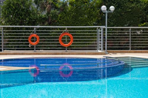 Villa Ria Apartments & Suites