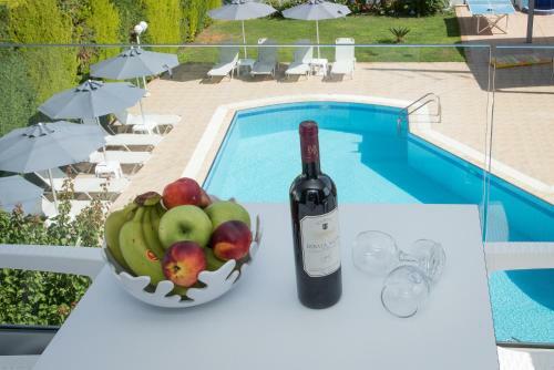 Villa Ria Apartments & Suites