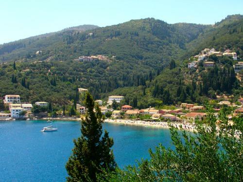 Lena Blue Sea Apartments
