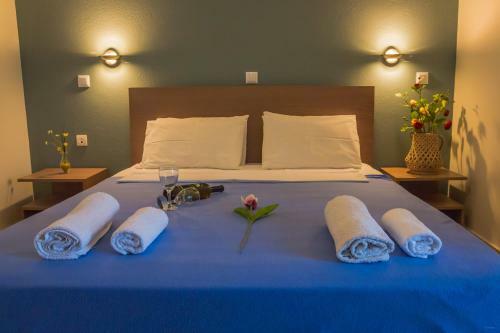 Hostal Anthoussa Rooms