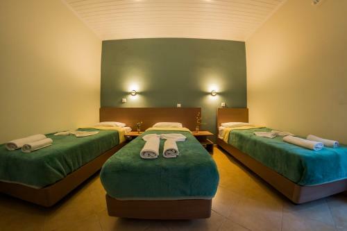 Hostal Anthoussa Rooms