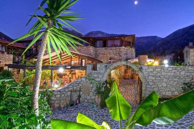 Aparthotel Stone Village Hotel Apartments
