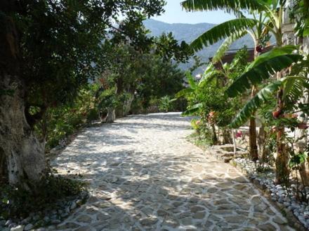 Aparthotel Stone Village Hotel Apartments