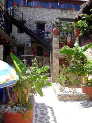 Aparthotel Stone Village Hotel Apartments