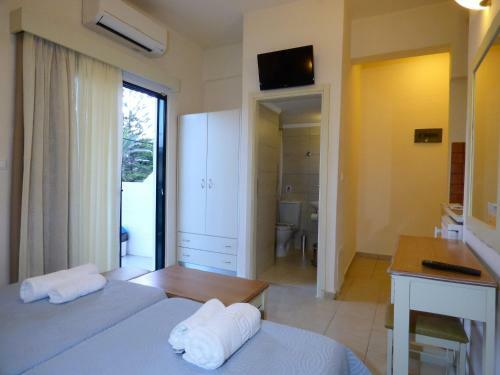 Camelia Studios & Apartments