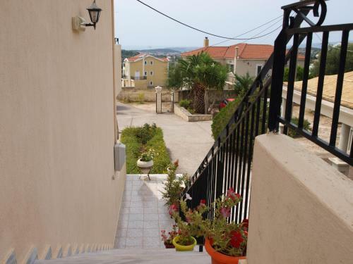 Aristotelis Apartments