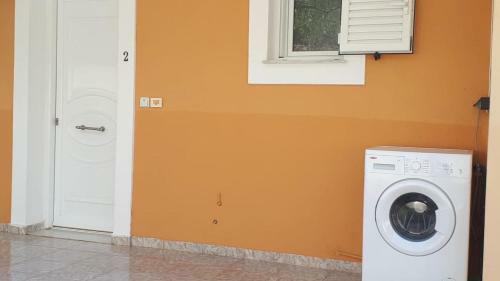 Aristotelis Apartments