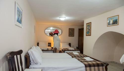 Hostal Achilleas Pension