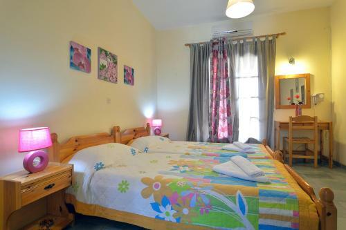Theocharis Apartments