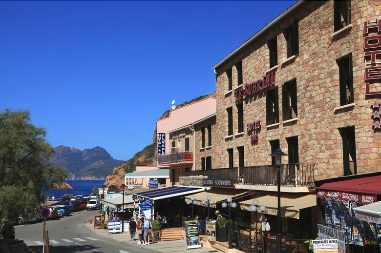 Hotel H�tel Le Subrini