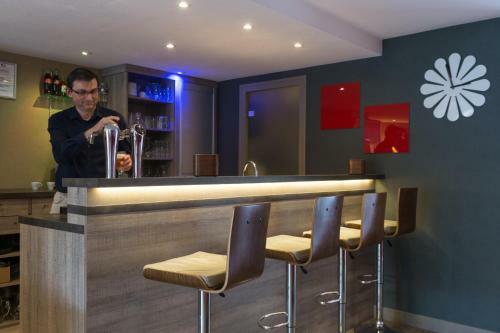Inter-hotel Le Garden Tours Sud