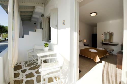 Hostal Ostria Studios