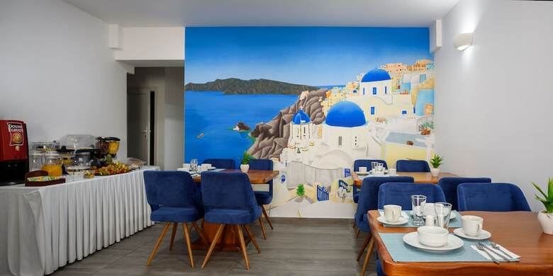 Oasis Hotel