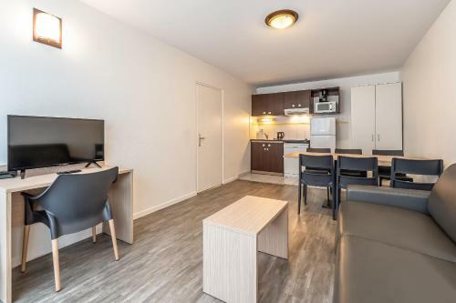 Aparthotel Zenitude H�tel-r�sidences Les Hauts D'annecy