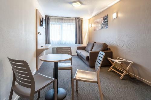 Aparthotel Zenitude H�tel-r�sidences Les Hauts D'annecy