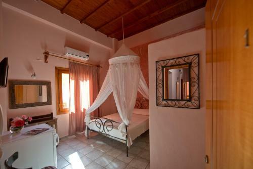 Hostal Katerina Traditional Rooms