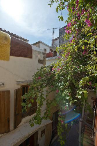 Hostal Katerina Traditional Rooms